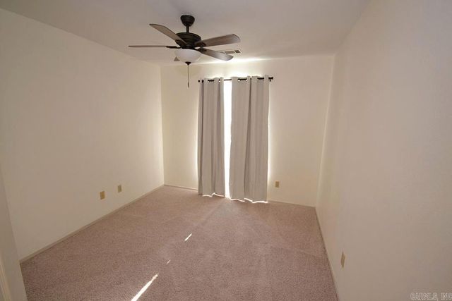 50 Meadow Ridge Loop, Maumelle, AR 72113