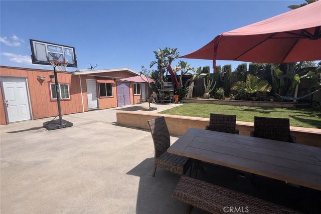 23352 El Perro, Lake Forest, CA 92630