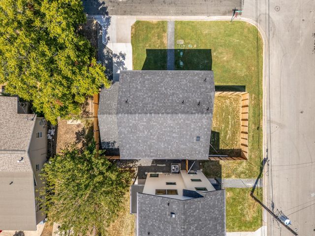 943 E 52nd ST, Austin, TX 78751
