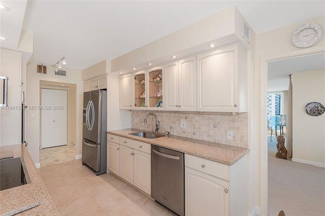 2751 S Ocean Dr 1108N, Hollywood, FL 33019