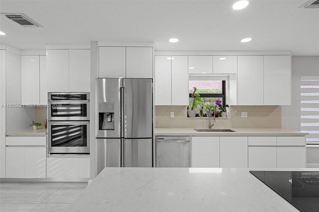 29732 SW 164th Ct, Homestead, FL 33033