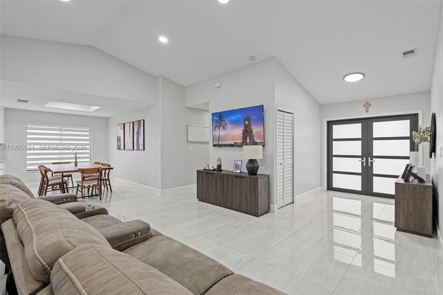 29732 SW 164th Ct, Homestead, FL 33033