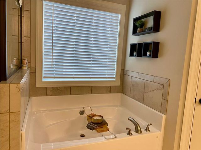 2379 Tomoka Drive, Bethlehem, GA 30620