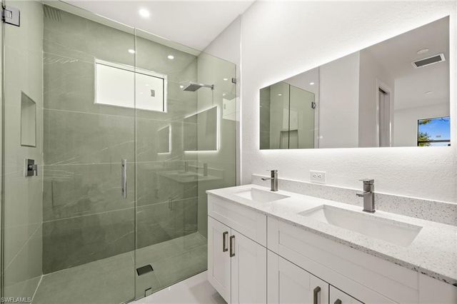 1151 Ebert ST E, Lehigh Acres, FL 33974