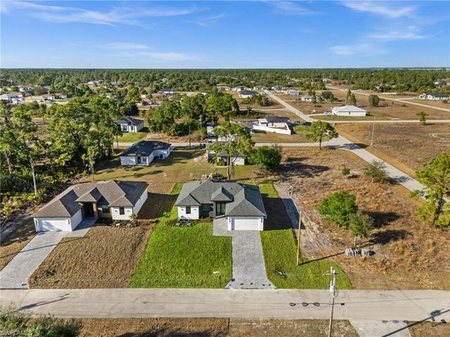 1151 Ebert ST E, Lehigh Acres, FL 33974