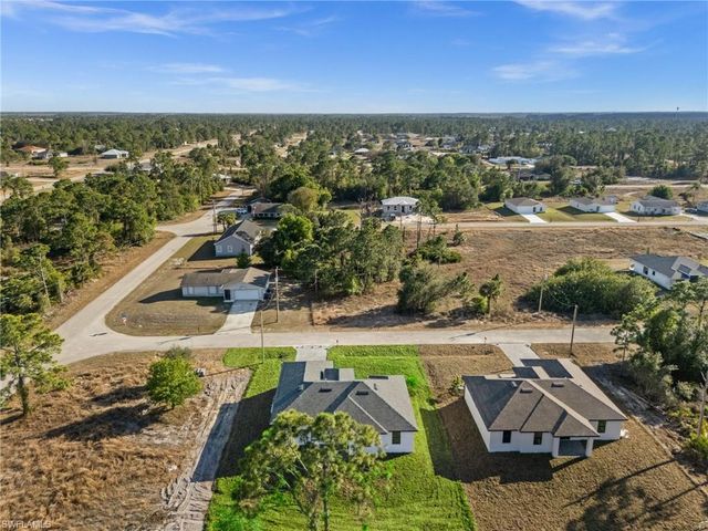 1151 Ebert ST E, Lehigh Acres, FL 33974