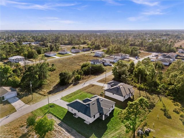 1151 Ebert ST E, Lehigh Acres, FL 33974