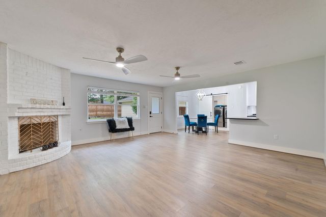 11707 Fawnview Drive, Houston, TX 77070