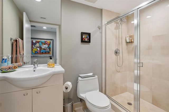 1830 S Ocean Dr 4211, Hallandale Beach, FL 33009