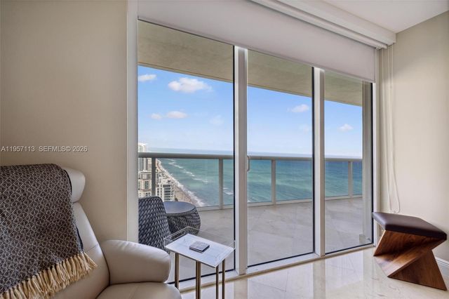 1830 S Ocean Dr 4211, Hallandale Beach, FL 33009