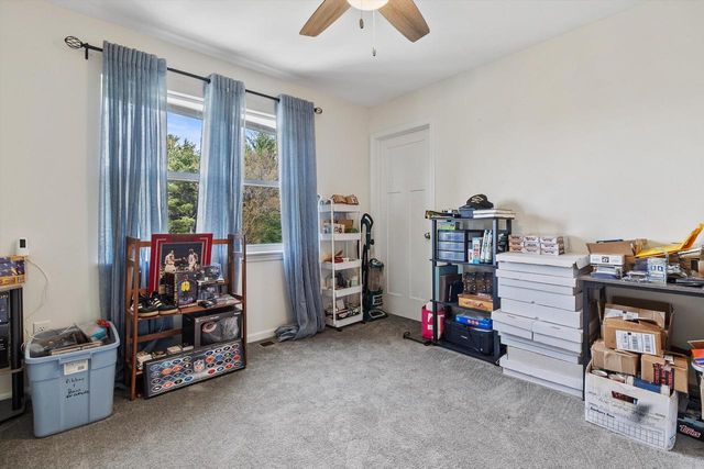 320 W Hunt AVENUE, Twin Lakes, WI 53181
