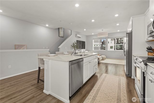 22962 SE Cherry Street, Black Diamond, WA 98010