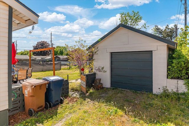 2515 N Julia St, Spokane, WA 99217