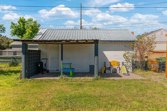 2515 N Julia St, Spokane, WA 99217