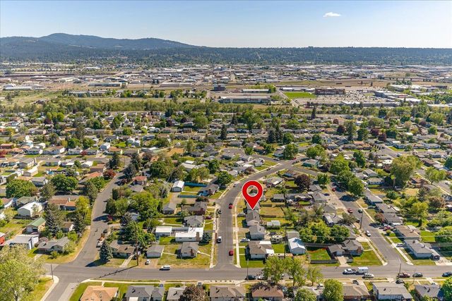 2515 N Julia St, Spokane, WA 99217