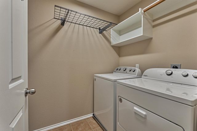 106 E Stedhill Loop, The Woodlands, TX 77384