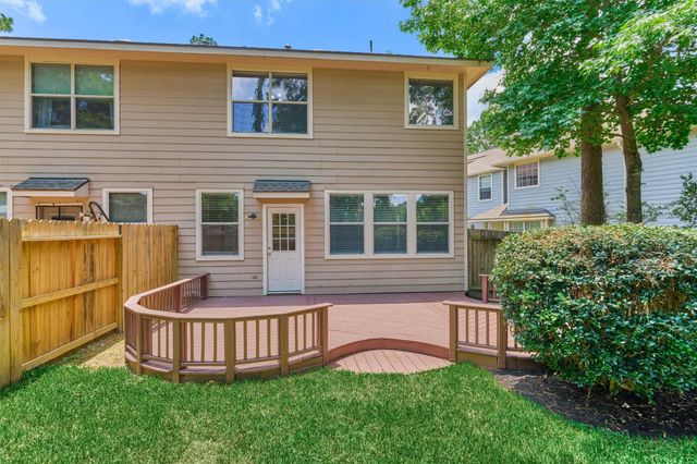 106 E Stedhill Loop, The Woodlands, TX 77384