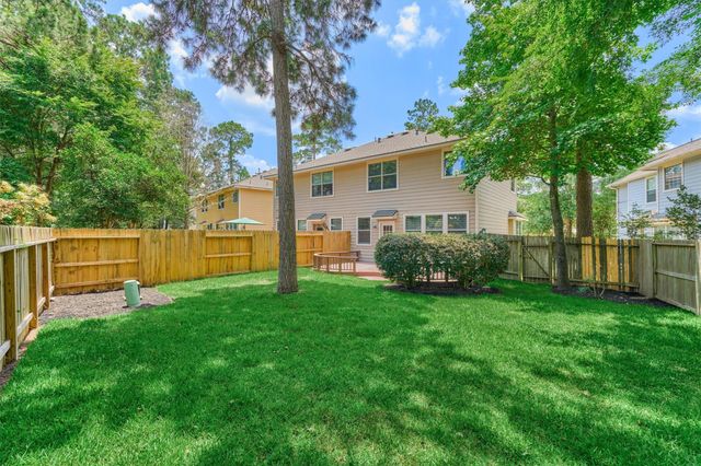 106 E Stedhill Loop, The Woodlands, TX 77384