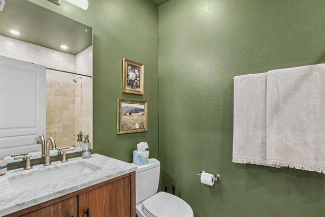 1937 W DIVERSEY Parkway 3D, Chicago, IL 60614