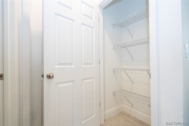 202 E Caldwell Drive, Dunnellon, FL 34434