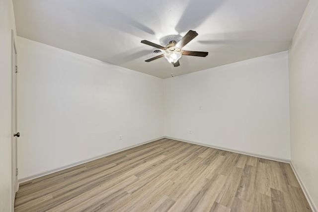 502 W Avenue A, Lampasas, TX 76550