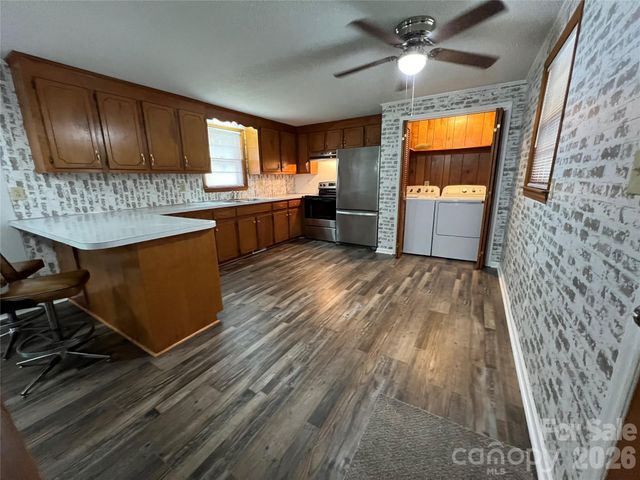 649 Pine Street Extension, Forest City, NC 28043