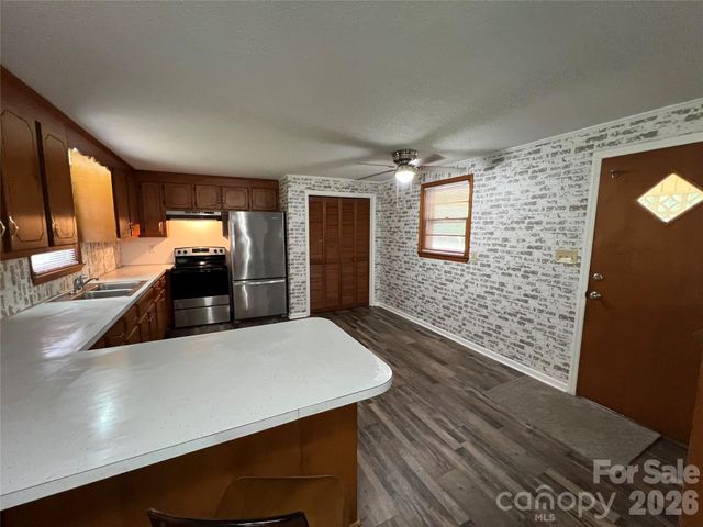 649 Pine Street Extension, Forest City, NC 28043