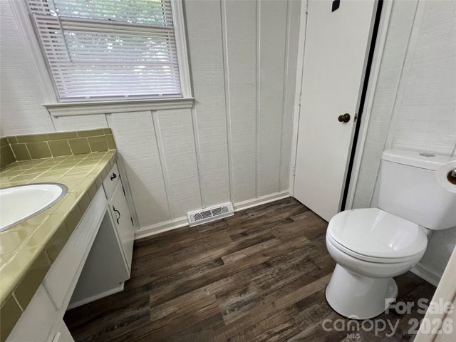 649 Pine Street Extension, Forest City, NC 28043