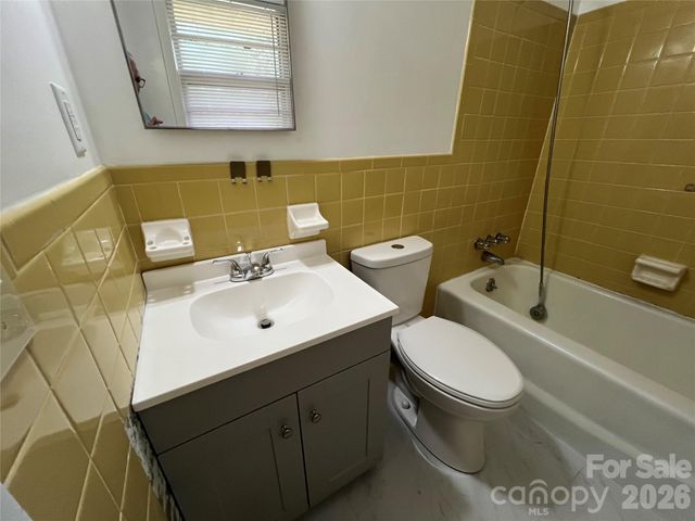 649 Pine Street Extension, Forest City, NC 28043