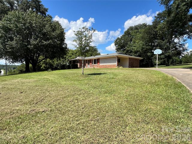 649 Pine Street Extension, Forest City, NC 28043