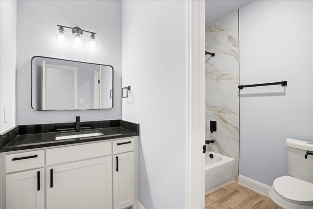 5607 Belaire Circle, Granbury, TX 76048