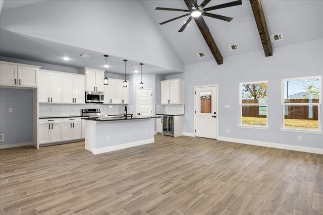 5607 Belaire Circle, Granbury, TX 76048