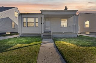 530 Mill Street, Lincoln Park City, MI 48146