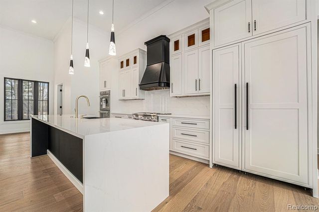 2775 Verona Way, Milford, MI 48381