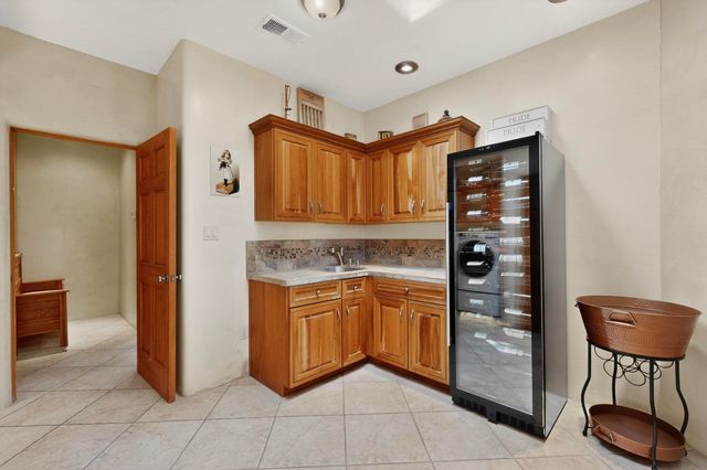 20 Vista Calabasas, Santa Fe, NM 87506