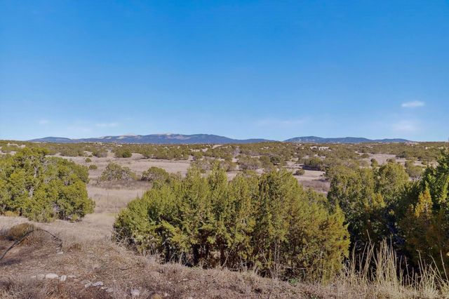 20 Vista Calabasas, Santa Fe, NM 87506