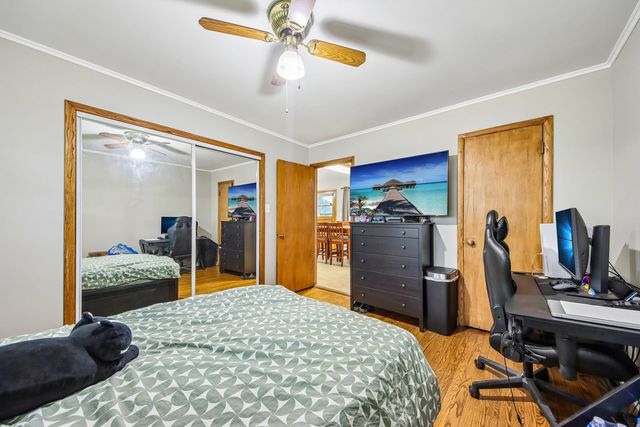 1855 Parkside Drive 8, Park Ridge, IL 60068
