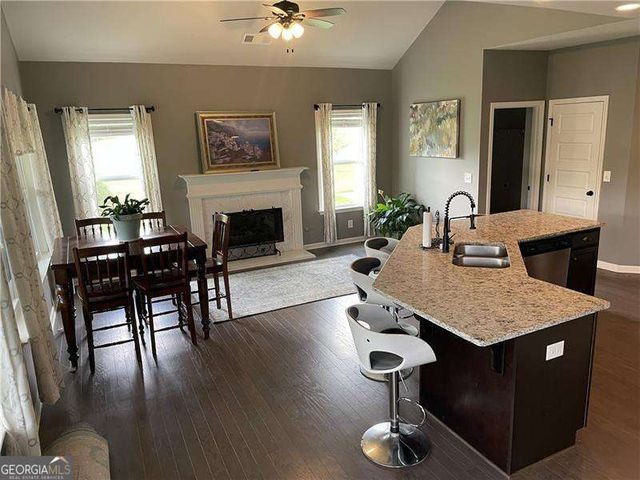 132 Blue Sky Drive, Dawsonville, GA 30534