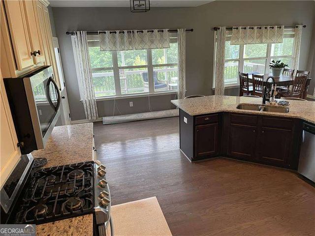 132 Blue Sky Drive, Dawsonville, GA 30534