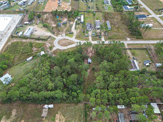 326 Road 5126, Cleveland, TX 77327