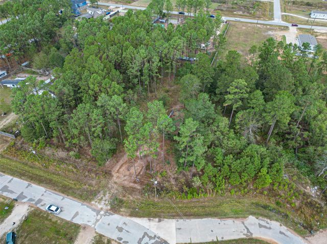 326 Road 5126, Cleveland, TX 77327