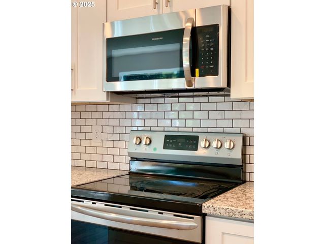 10703 Ne 70TH St, Vancouver, WA 98662