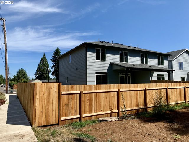 10703 Ne 70TH St, Vancouver, WA 98662