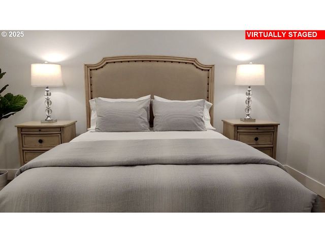 10703 Ne 70TH St, Vancouver, WA 98662