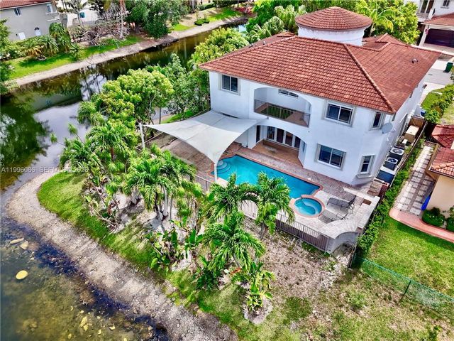 6502 SW 162nd Ct, Miami, FL 33193