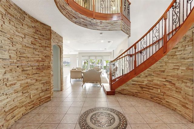 6502 SW 162nd Ct, Miami, FL 33193