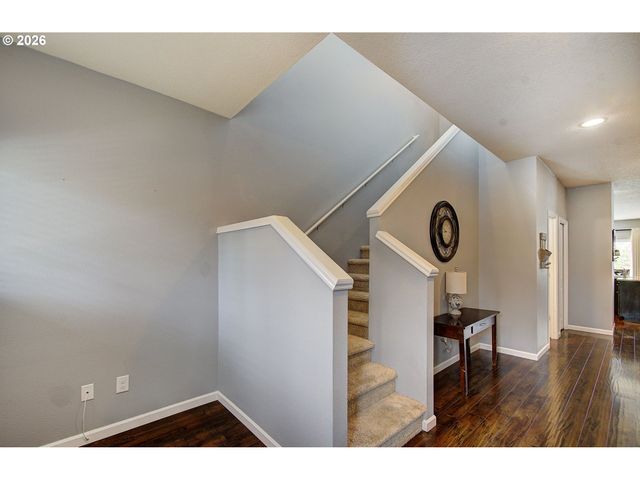 915 N GIBERT Ct, Ridgefield, WA 98642