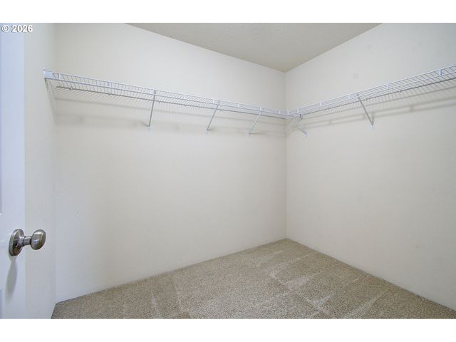 915 N GIBERT Ct, Ridgefield, WA 98642