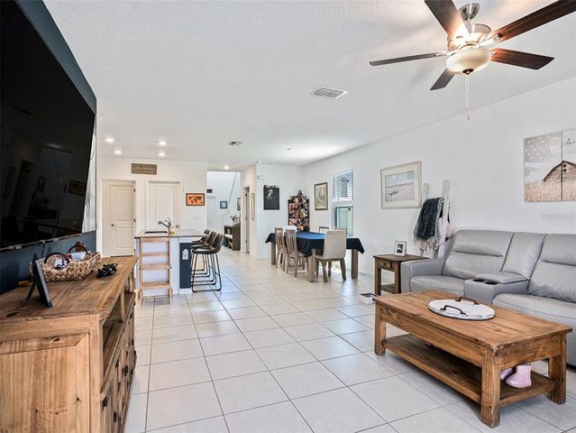 2870 SILVER SCALLOP DRIVE, Wimauma, FL 33598