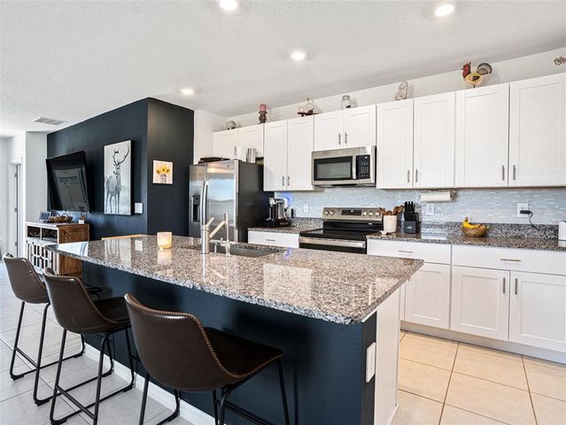 2870 SILVER SCALLOP DRIVE, Wimauma, FL 33598